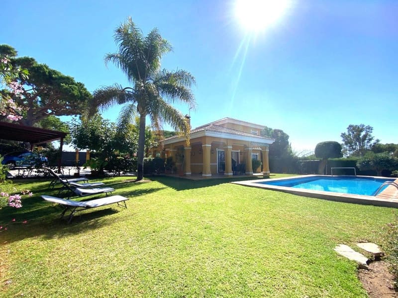 5 soveværelse Villa til salg i Marbella med swimmingpool garage - € 1.200.000 (Ref: 8508870)