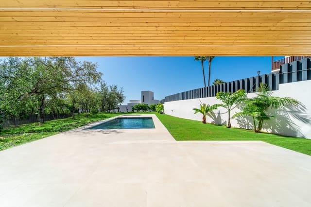 5 sypialnia Willa na sprzedaż w Benalmadena Costa, Benalmádena z basenem garażem - 2 190 000 € (Ref: 8531885)