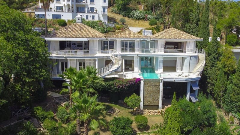 5 bedroom Villa for sale in El Madronal with pool garage - € 4,600,000 (Ref: 8536817)