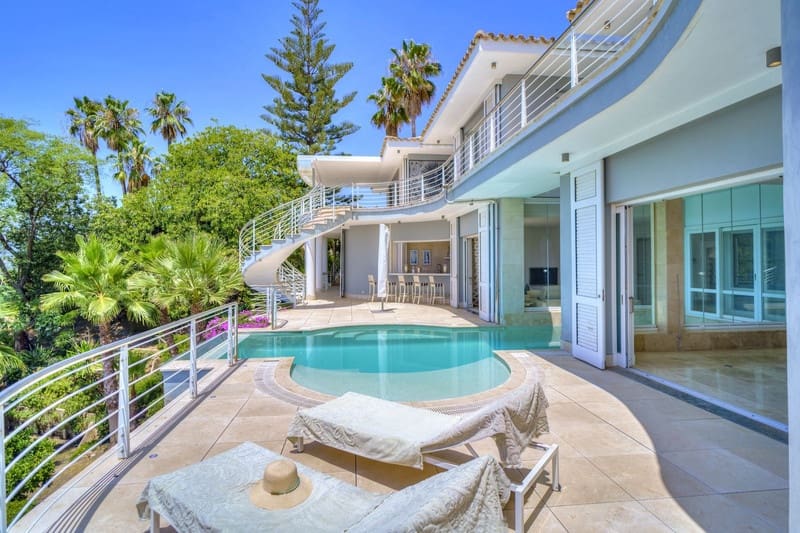 5 bedroom Villa for sale in El Madronal with pool garage - € 4,600,000 (Ref: 8536817)