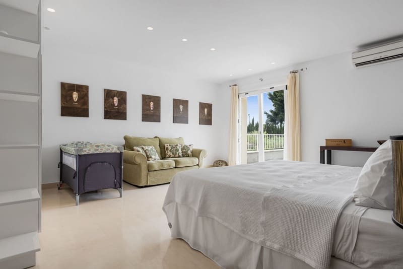 7 slaapkamer Villa te koop in Sotogrande met zwembad garage - € 3.850.000 (Ref: 8536819)