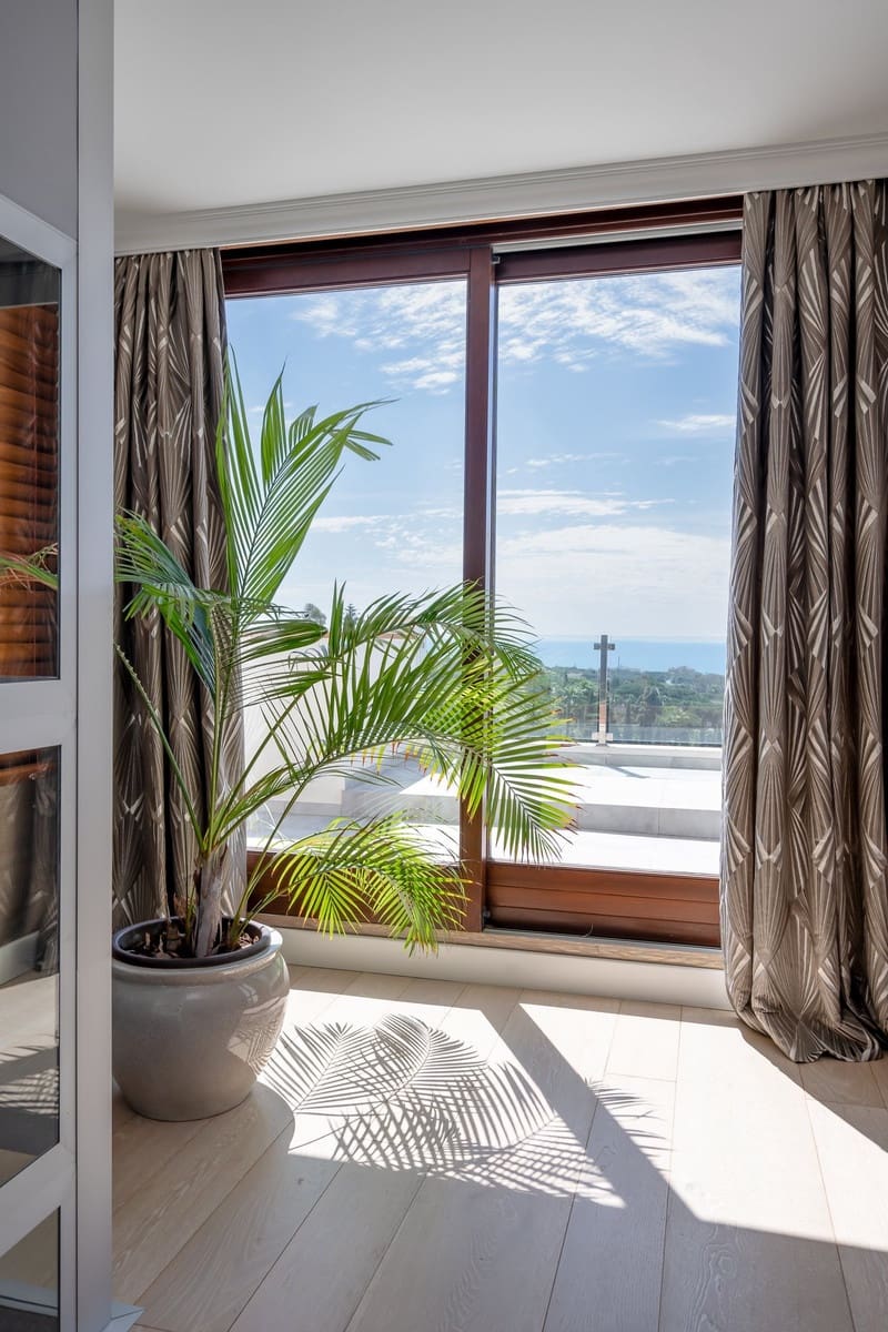 7 bedroom Villa for sale in Marbella with pool garage - € 5,900,000 (Ref: 8536821)