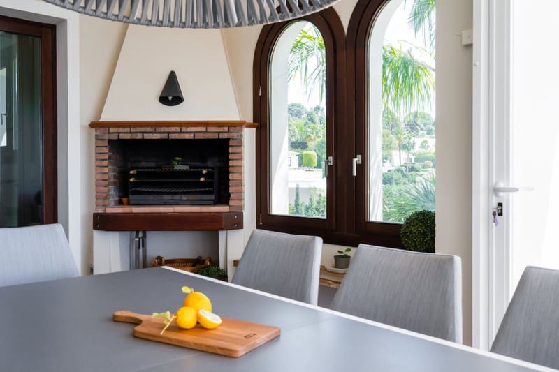 7 sovrum Villa till salu i Marbella med pool garage - 5 900 000 € (Ref: 8536821)
