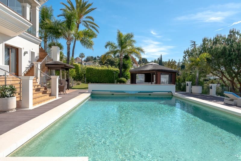 7 sovrum Villa till salu i Marbella med pool garage - 5 900 000 € (Ref: 8536821)