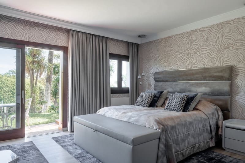 7 sovrum Villa till salu i Marbella med pool garage - 5 900 000 € (Ref: 8536821)