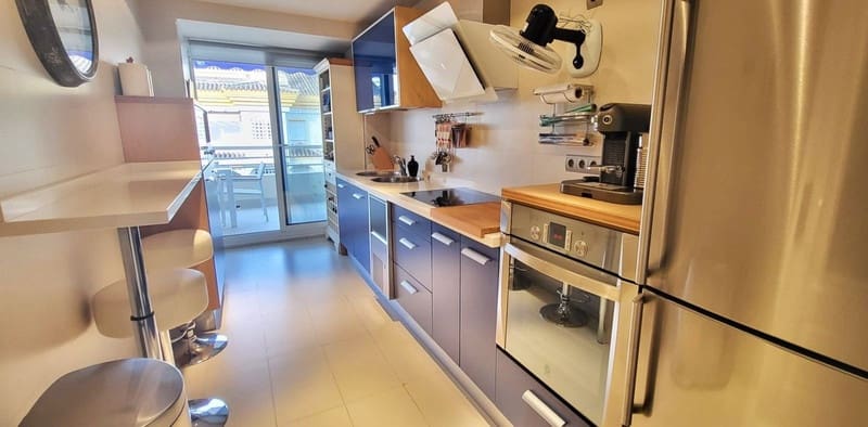 4 quarto Penthouse para venda em Marbella com piscina garagem - 1 365 000 € (Ref: 8538763)