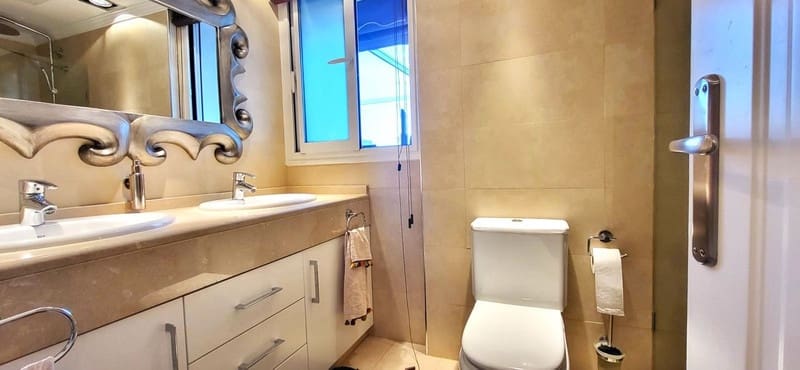 4 quarto Penthouse para venda em Marbella com piscina garagem - 1 365 000 € (Ref: 8538763)