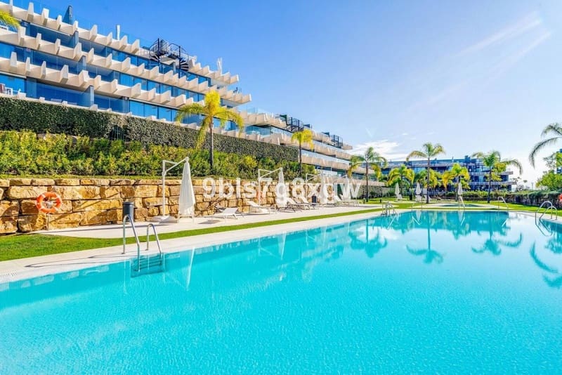 3 slaapkamer Penthouse te koop in Estepona met zwembad garage - € 629.000 (Ref: 8538768)
