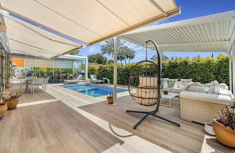 4 bedroom Villa for sale in Marbella with pool garage - € 2,500,000 (Ref: 8538770)