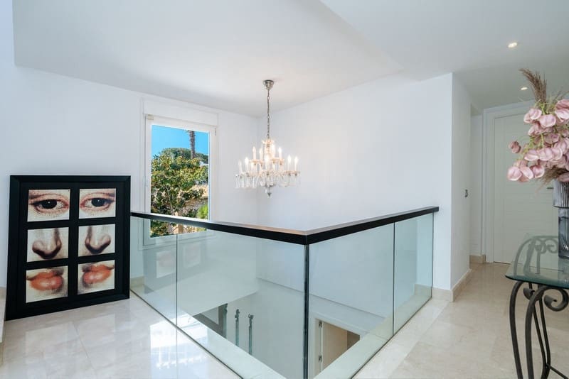 4 quarto Moradia para venda em Golden Mile com piscina garagem - 3 995 000 € (Ref: 8547063)