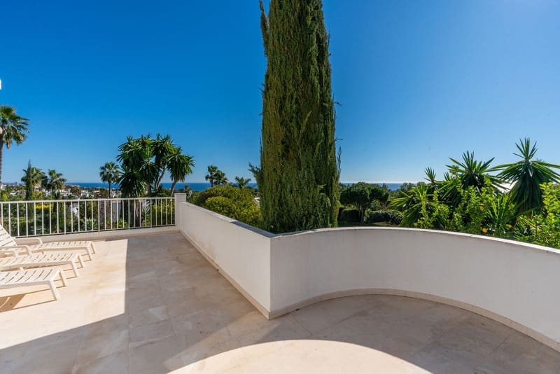 4 quarto Moradia para venda em Golden Mile com piscina garagem - 3 995 000 € (Ref: 8547063)