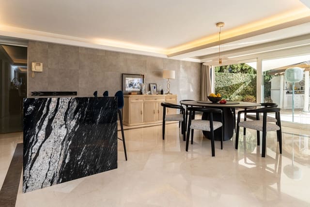 4 quarto Moradia para venda em Golden Mile, Marbella com piscina garagem - 3 995 000 € (Ref: 8547063)