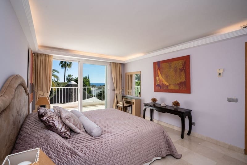 4 quarto Moradia para venda em Golden Mile com piscina garagem - 3 995 000 € (Ref: 8547063)