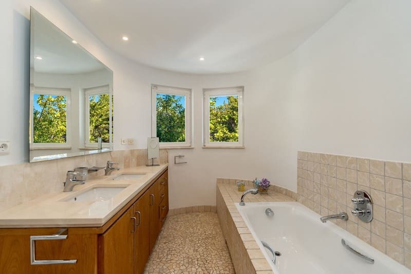 4 quarto Moradia para venda em Golden Mile com piscina garagem - 3 995 000 € (Ref: 8547063)