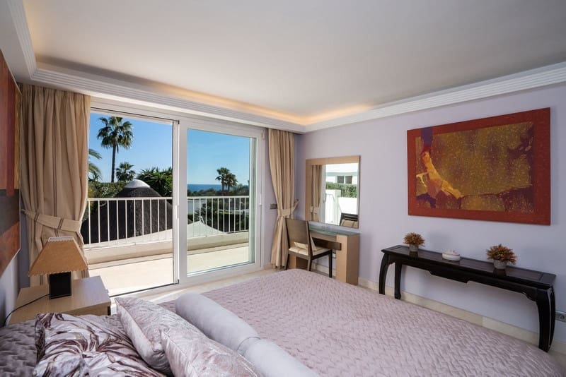 4 quarto Moradia para venda em Golden Mile com piscina garagem - 3 995 000 € (Ref: 8547063)