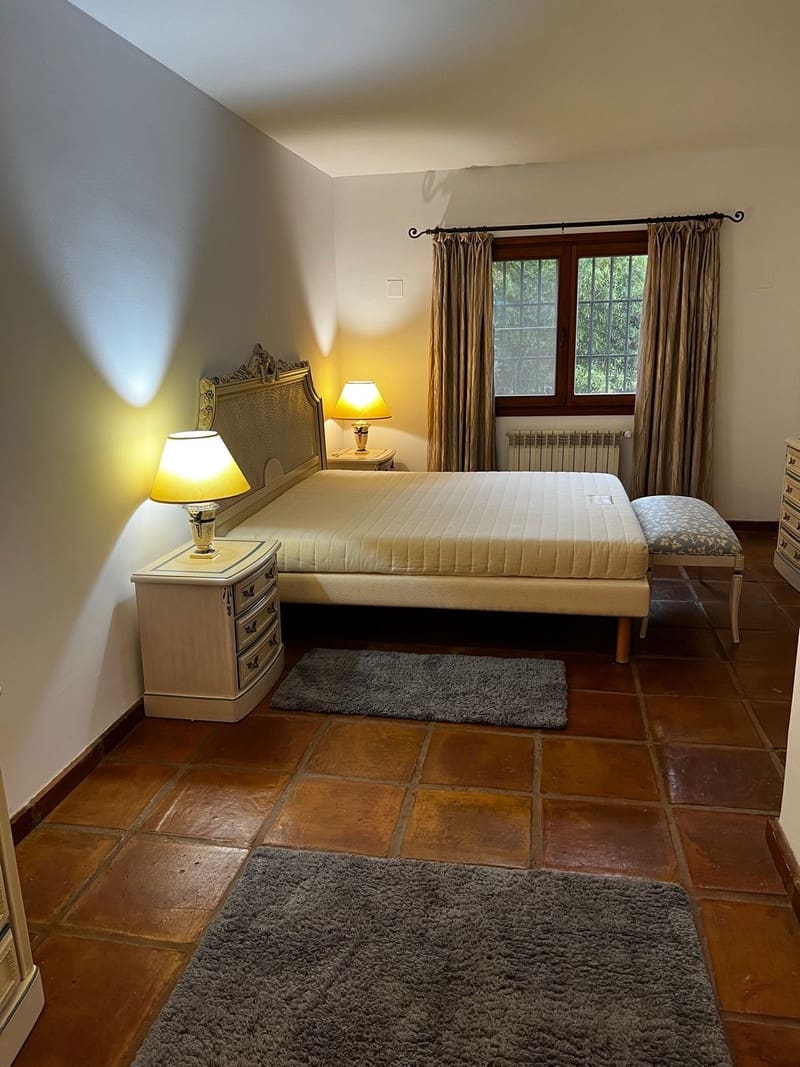 6 sypialnia Willa na sprzedaż w Marbella z basenem garażem - 1 795 000 € (Ref: 8556881)