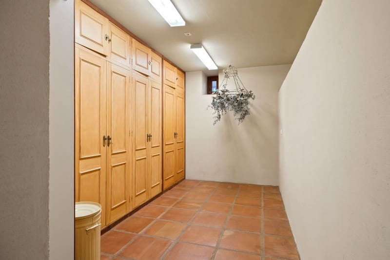 6 sypialnia Willa na sprzedaż w Marbella z basenem garażem - 1 795 000 € (Ref: 8556881)