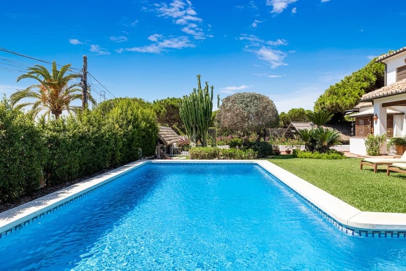 6 sypialnia Willa na sprzedaż w Marbella z basenem garażem - 1 795 000 € (Ref: 8556881)