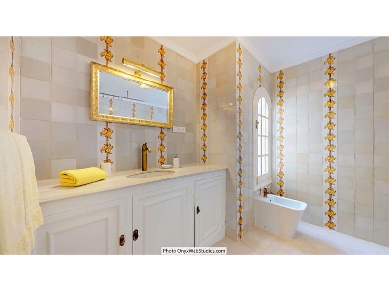 Villa for sale in Mijas with pool garage - € 4,500,000 (Ref: 8564734)