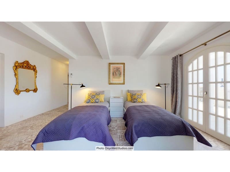 Villa for sale in Mijas with pool garage - € 4,500,000 (Ref: 8564734)