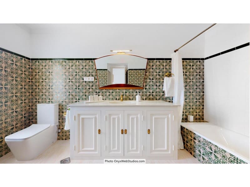 Villa for sale in Mijas with pool garage - € 4,500,000 (Ref: 8564734)