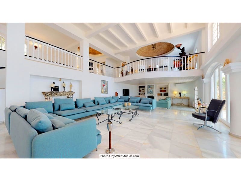 Villa for sale in Mijas with pool garage - € 4,500,000 (Ref: 8564734)