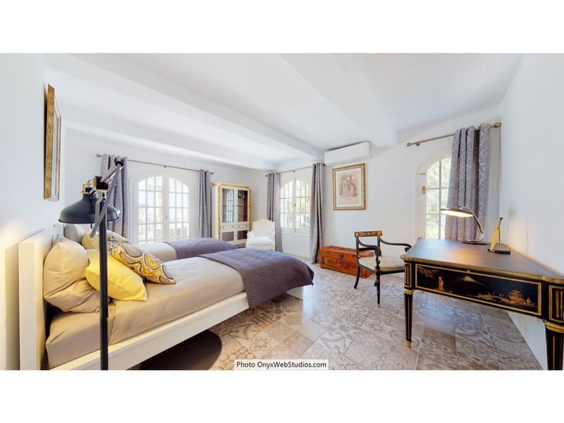 Villa for sale in Mijas with pool garage - € 4,500,000 (Ref: 8564734)