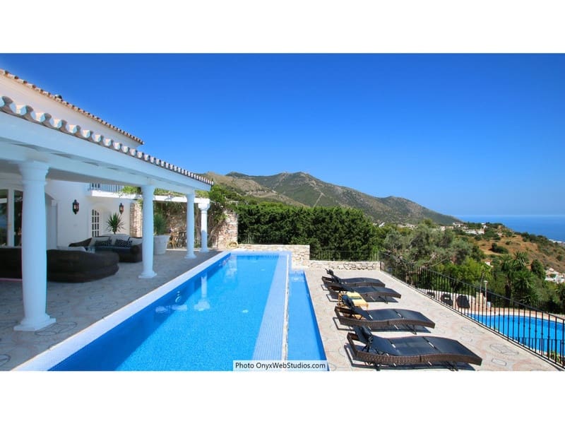 Villa for sale in Mijas with pool garage - € 4,500,000 (Ref: 8564734)
