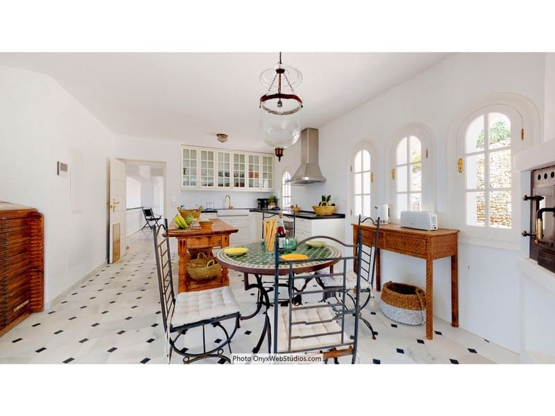 Villa te koop in Mijas met zwembad garage - € 4.500.000 (Ref: 8564734)