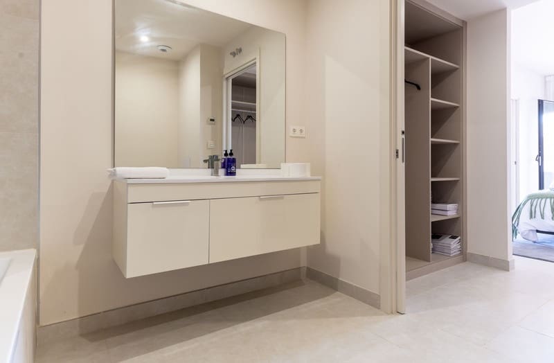 2 soveværelse Lejlighed til salg i La Cala de Mijas med swimmingpool garage - € 595.000 (Ref: 8580026)