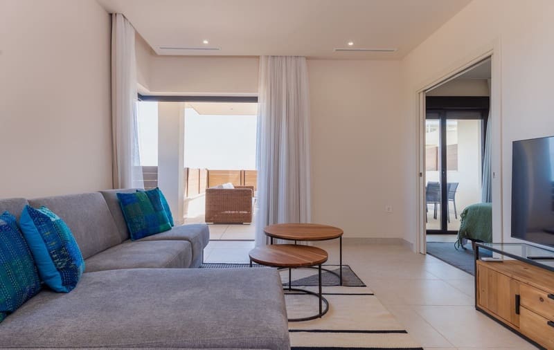 2 soveværelse Lejlighed til salg i La Cala de Mijas med swimmingpool garage - € 595.000 (Ref: 8580026)