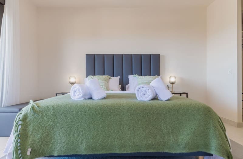 2 soveværelse Lejlighed til salg i La Cala de Mijas med swimmingpool garage - € 595.000 (Ref: 8580026)