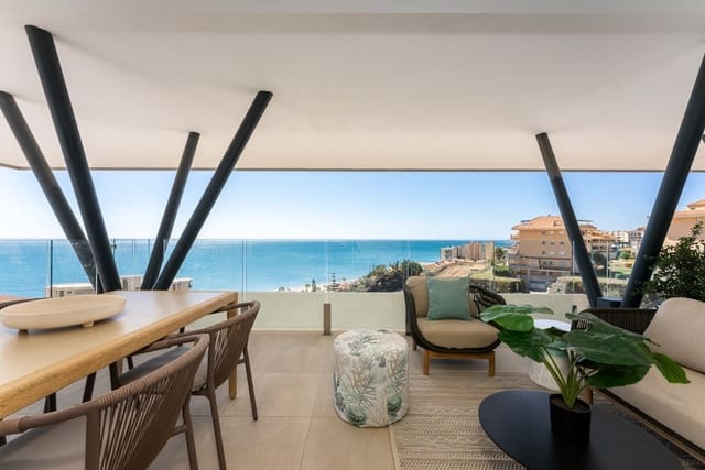 2 chambre Appartement à vendre à Carvajal, Fuengirola avec piscine garage - 910 000 € (Ref: 8580027)