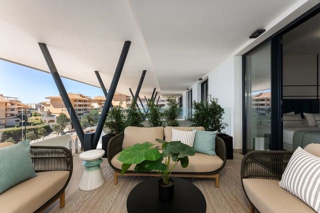 2 chambre Appartement à vendre à Carvajal, Fuengirola avec piscine garage - 910 000 € (Ref: 8580027)