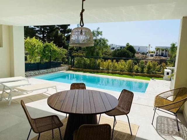 3 soverom Hus til salgs i Marbella med svømmebasseng garasje - € 1 500 000 (Ref: 8582633)