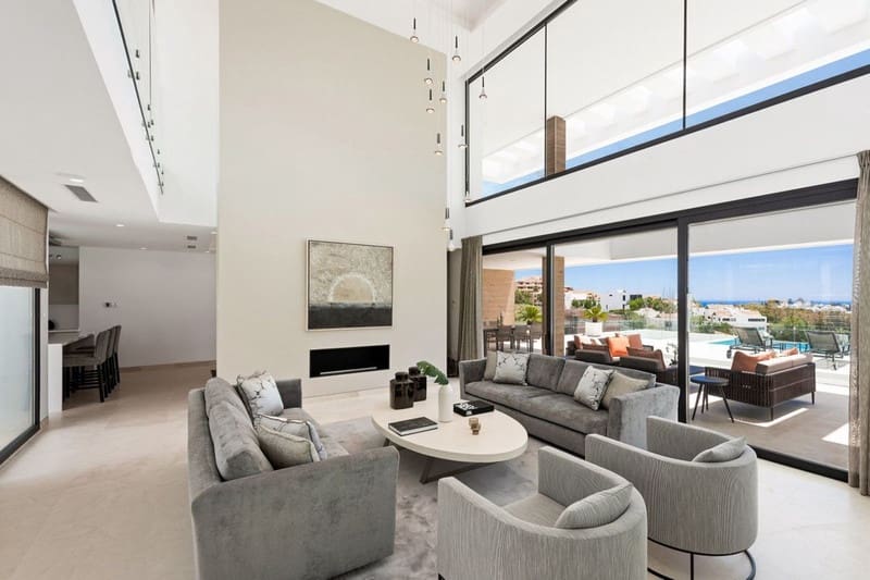 5 bedroom Villa for sale in Benahavis with pool garage - € 4,995,000 (Ref: 8597400)