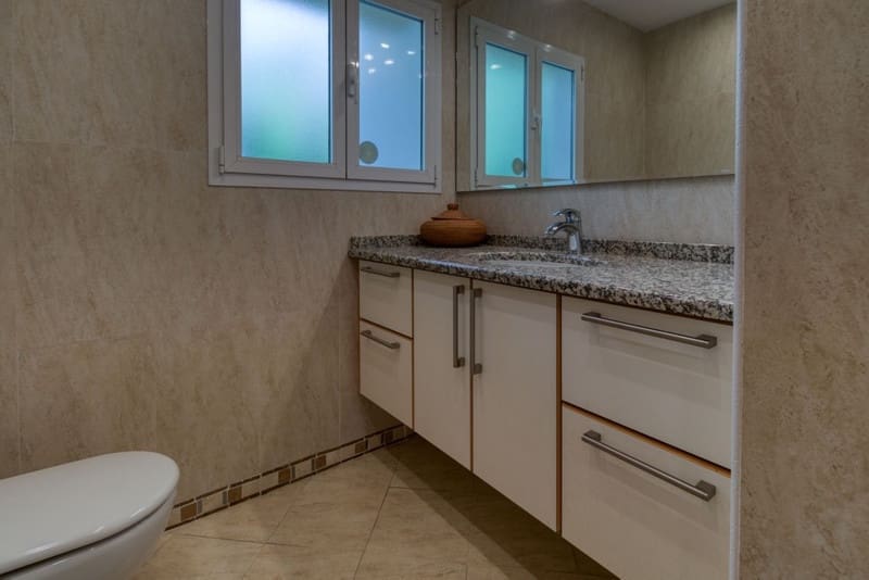 4 bedroom Villa for sale in Mijas with pool garage - € 1,499,000 (Ref: 8599528)