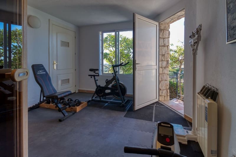 4 bedroom Villa for sale in Mijas with pool garage - € 1,499,000 (Ref: 8599528)