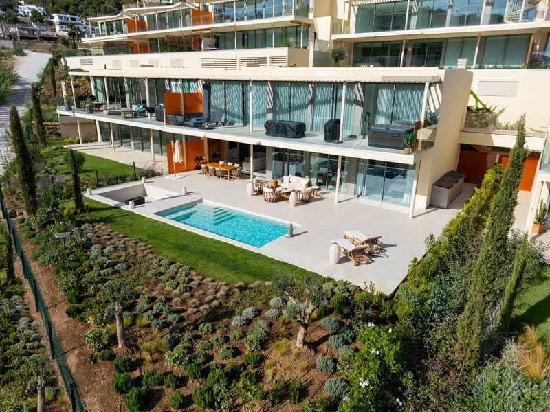 3 sovrum Lägenhet till salu i Benalmadena med pool garage - 1 450 000 € (Ref: 8601757)