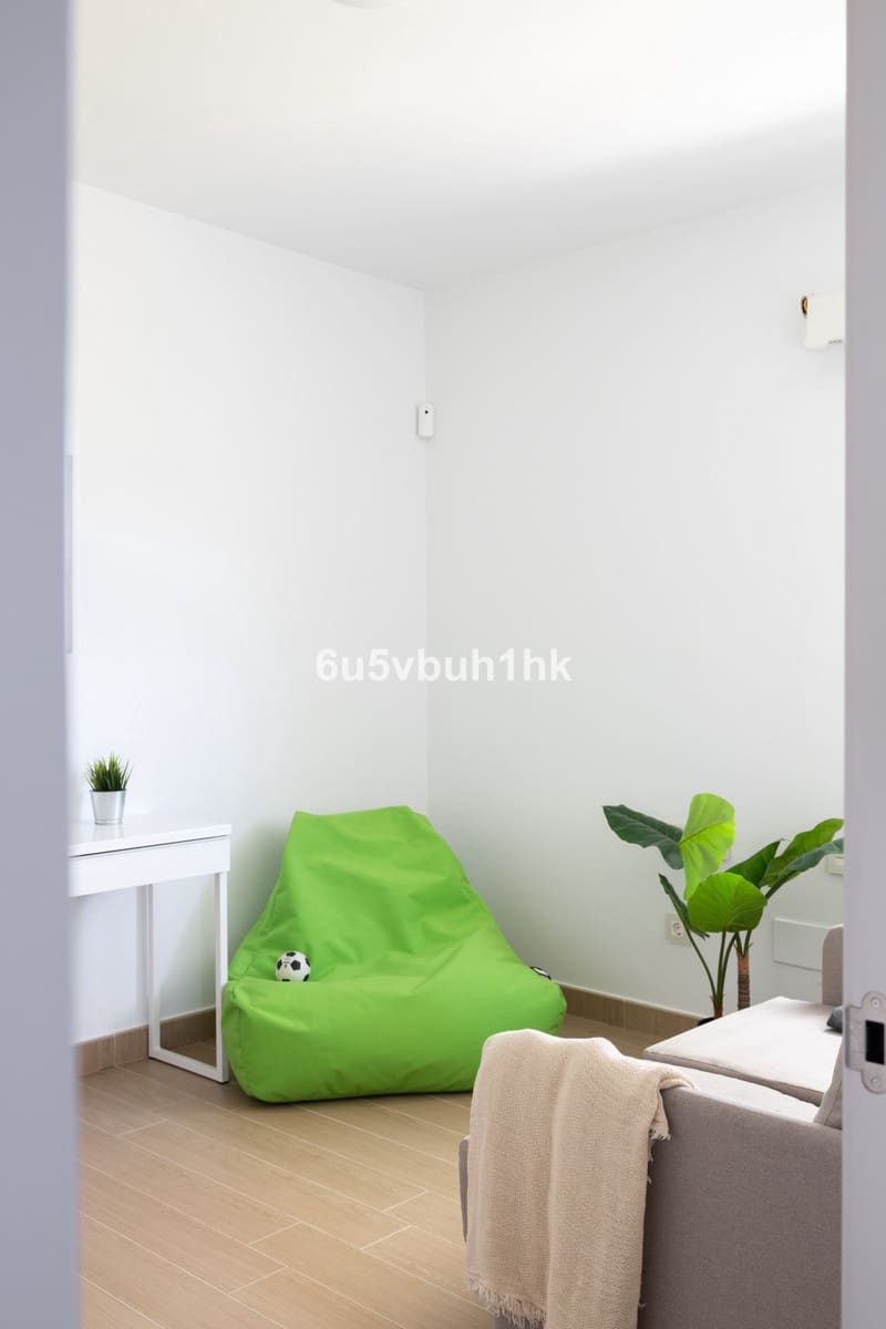 4 sovrum Takvåning till salu i Fuengirola med pool garage - 1 390 000 € (Ref: 8601758)