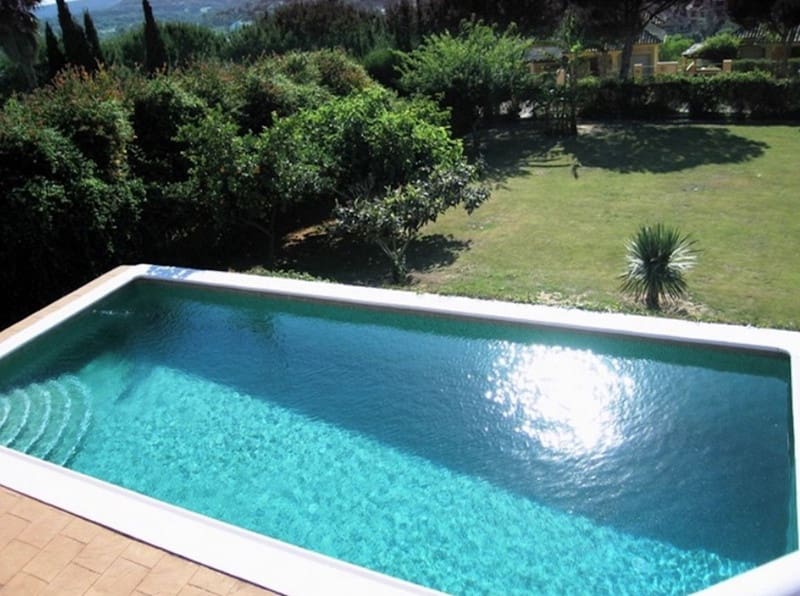 5 sovrum Villa till salu i Sotogrande med pool garage - 1 350 000 € (Ref: 8601768)