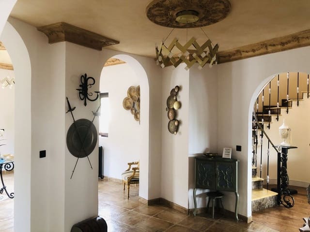 7 sypialnia Willa na sprzedaż w Benalmádena z basenem garażem - 2 500 000 € (Ref: 8601770)
