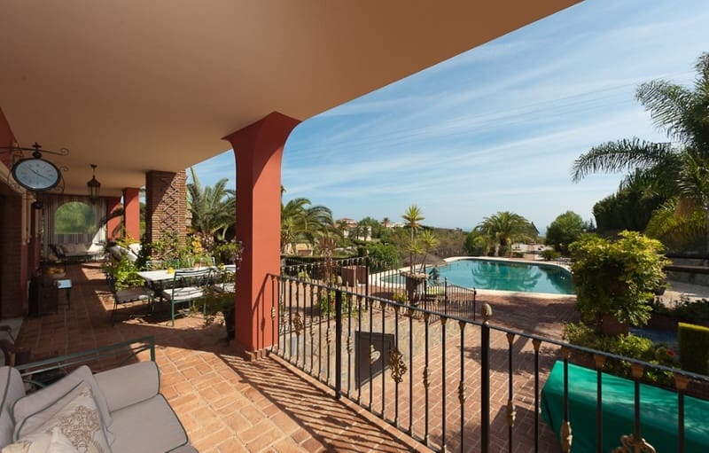 Chalet de 7 habitaciones en Benalmádena en venta con piscina garaje - 2.500.000 € (Ref: 8601770)
