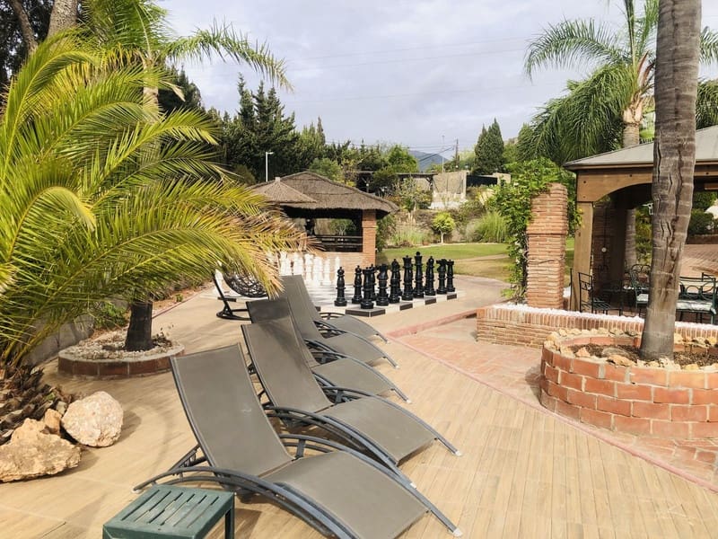 Chalet de 7 habitaciones en Benalmádena en venta con piscina garaje - 2.500.000 € (Ref: 8601770)