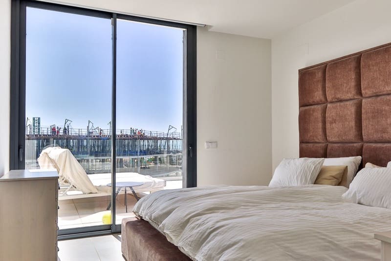Ático de 3 habitaciones en Fuengirola en venta con piscina garaje - 1.195.000 € (Ref: 8610928)
