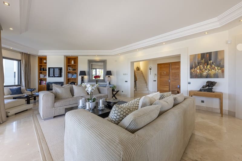 4 soveværelse Villa til salg i Los Arqueros med swimmingpool garage - € 3.975.000 (Ref: 8610930)