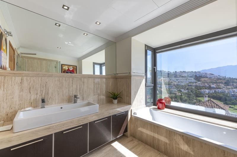 4 soveværelse Villa til salg i Los Arqueros med swimmingpool garage - € 3.975.000 (Ref: 8610930)