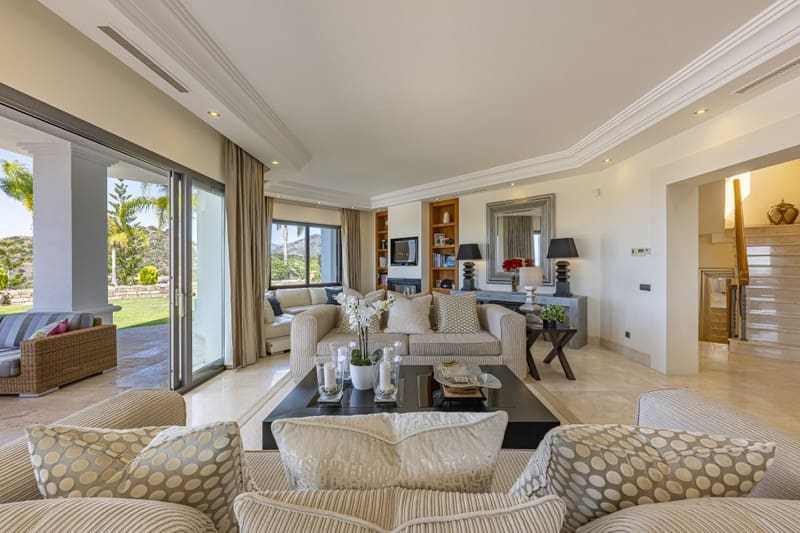 4 soveværelse Villa til salg i Los Arqueros med swimmingpool garage - € 3.975.000 (Ref: 8610930)