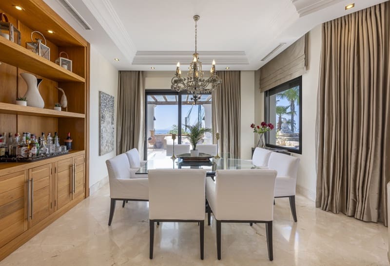 4 soveværelse Villa til salg i Los Arqueros med swimmingpool garage - € 3.975.000 (Ref: 8610930)