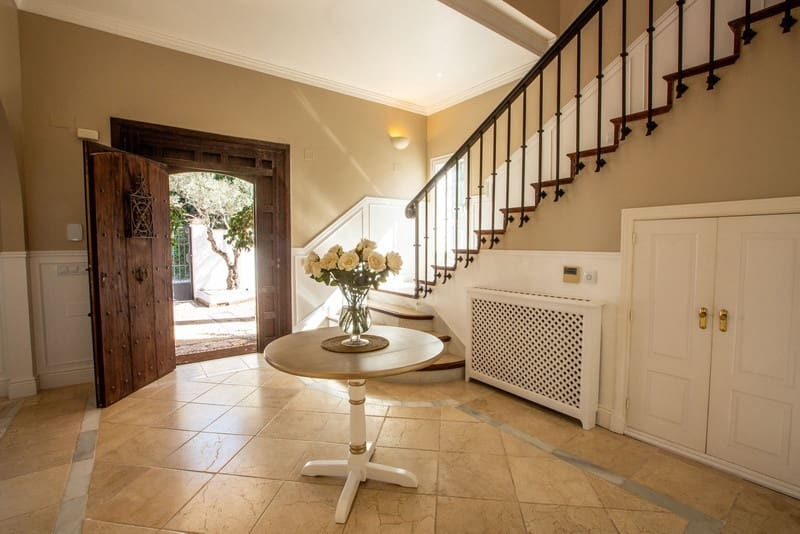 7 sovrum Villa till salu i Sotogrande med pool garage - 1 995 000 € (Ref: 8612393)